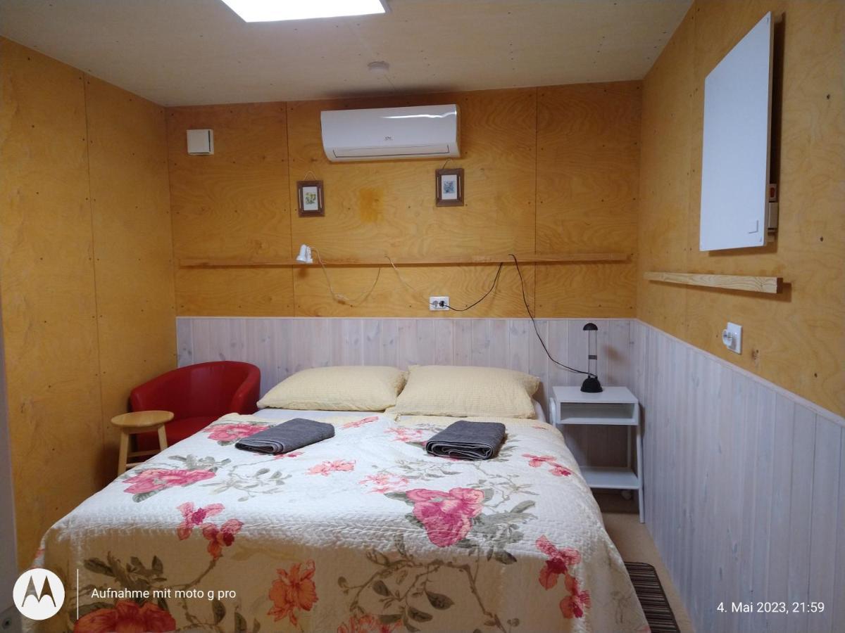 Lahemaa Kohvikann B & B, Caravan Park Palmse Camera foto